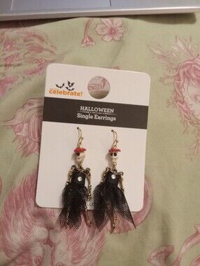 NWT Black Halloween Goth Skeleton Dangle Earrings